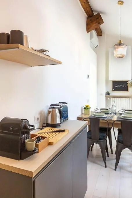 Central Station Comfort Suite - Duomo 15 Min Μιλάνο Διαμέρισμα